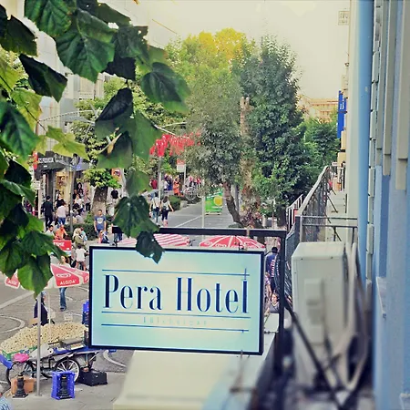 Pera Hotel *